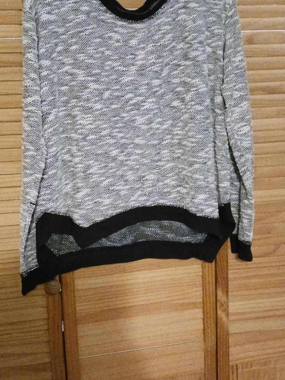 Jessica Simpson Heathered Gray Crewneck Sweater with Black Trim